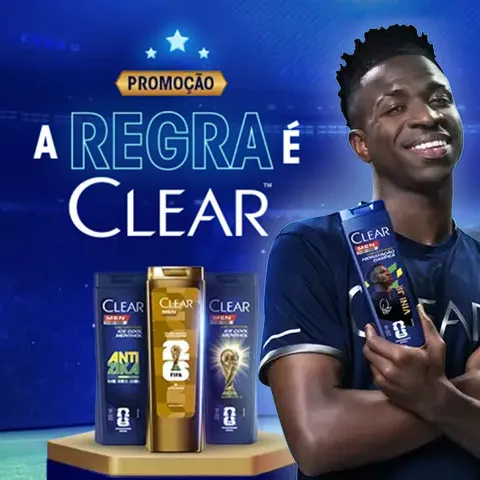 Vini Jr segurando produtos Clear Men da promoção A Regra é Clear Copa 2026